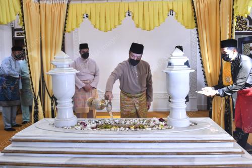 SULTAN MIZAN ZAINAL ABIDIN