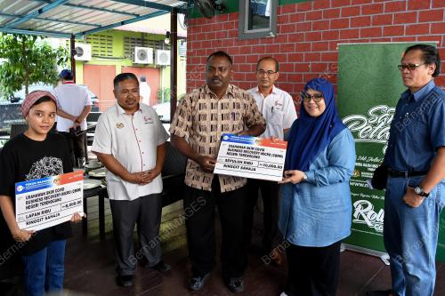 DATUK MAS EMIEYATI SHAMSUDIN