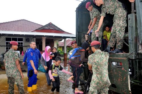 TR04_02122017_BANJIR