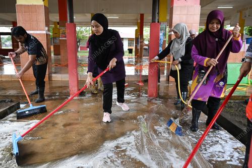 PASCA BANJIR SEKOLAH