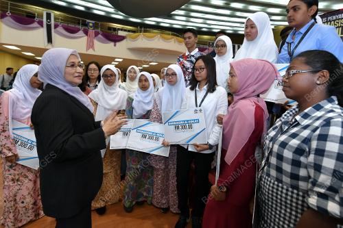 TR04_03092019_UMT_PELAJAR_BN201909039873