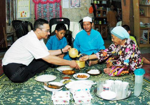 HISHAMMUDDIN TUN HUSSEIN