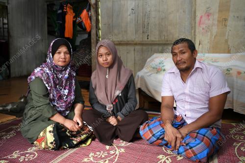 REMAJA SAKIT BUAH PINGGANG