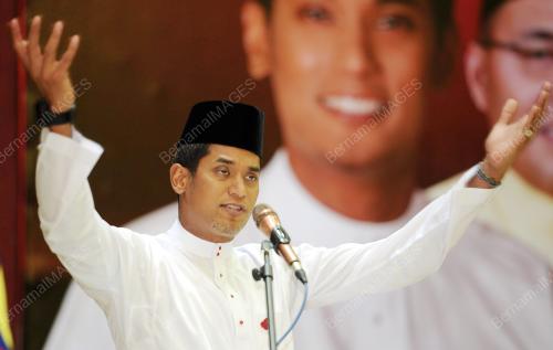 TR04_06082016_KHAIRY_UMNO