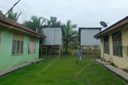 SETOR BANJIR SIMPAN BARANG
