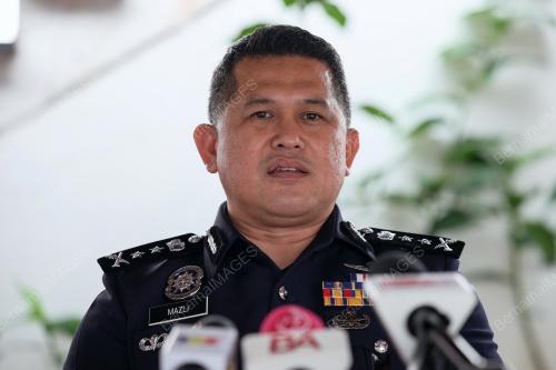 DATUK MAZLI MAZLAN