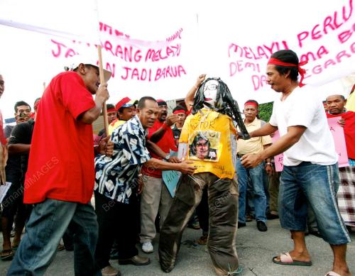 TR04_07052012_BAKAR_AMBIGA
