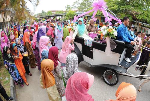 TR04_07082014_HARLINA_BERSARA