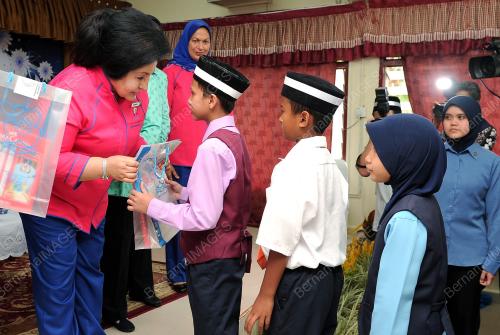 TR04_08022015_ROSMAH_BANTUAN