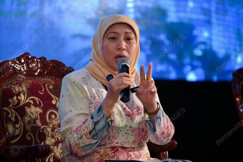 DATUK SERI NANCY SHUKRI