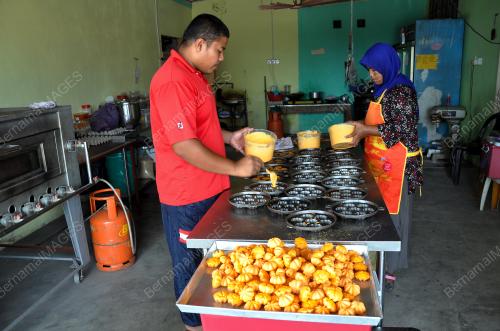 TR04_09052019_KUIH_NEKBAT