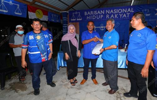 DATUK SERI AHMAD SAID