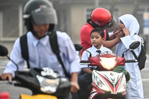 SESI PERTAMA PERSEKOLAHAN 2024/2025