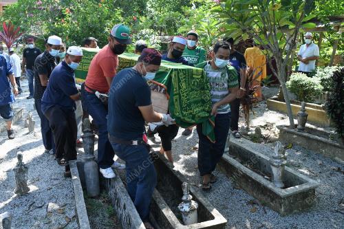 MANGSA KEBAKARAN MENINGGAL DUNIA