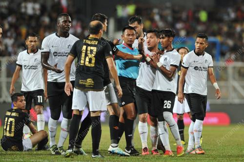 TR04_11-317_PIALA_FA_11032017