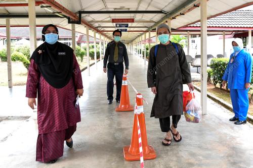 PESAKIT COVID-19 DI HOSPITAL HULU TERENGGANU