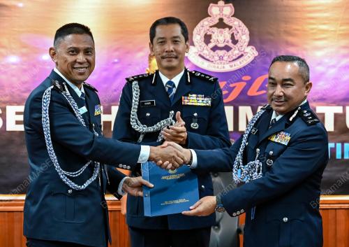 DATUK MOHD KHAIRI KHAIRUDIN