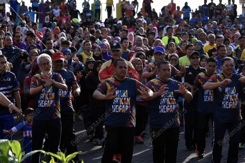 TR04_13102018_HARI_SUKAN_BN201810120713