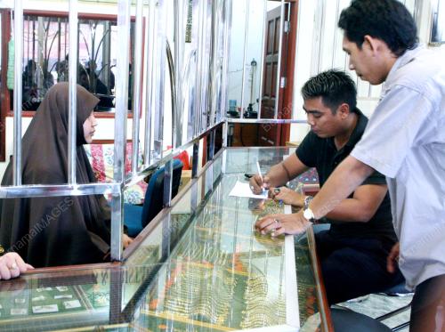 GAGAL ROMPAK KEDAI EMAS