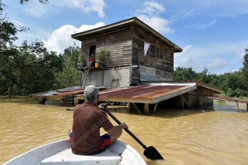 TR04_14122018_BANJIR_BN201808055000