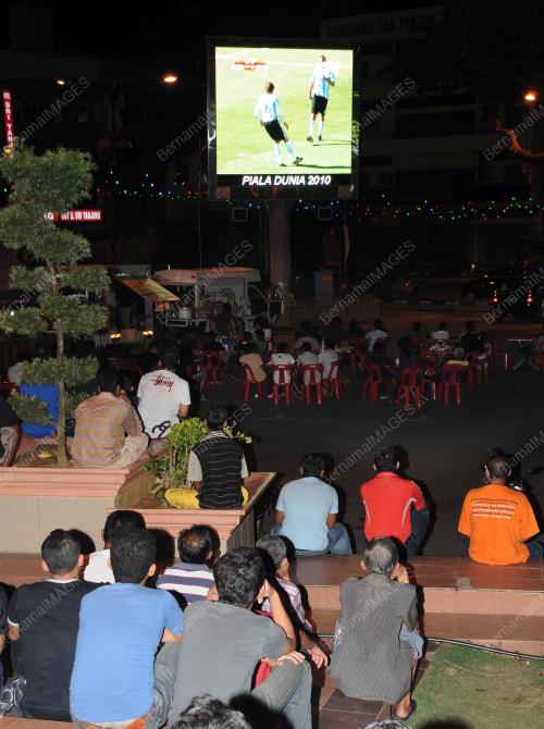 PIALA DUNIA 2010