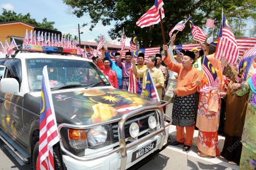 TR04_17082013_JALUR_GEMILANG