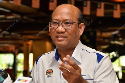 DATUK AZMAN MOHD YUSOF