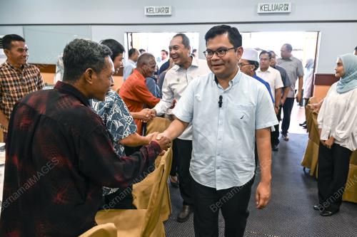 AKMAL NASRULLAH MOHD NASIR