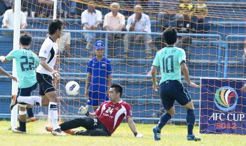 TR04_20032012_PIALA_AFC