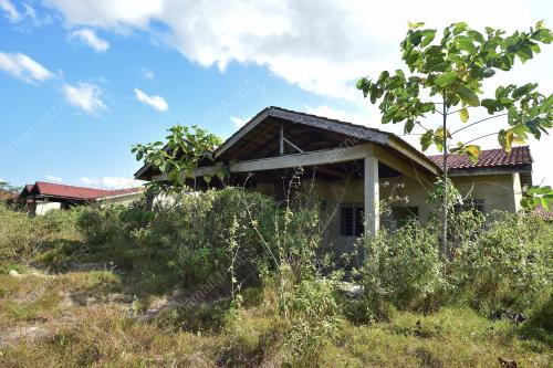 TR04_20032019_RUMAH_TERBENGKALAI