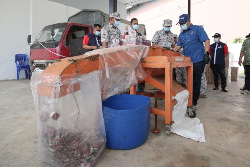 KEPTEN MARITIM MOHD KHAIRULANUAR ABD MAJID