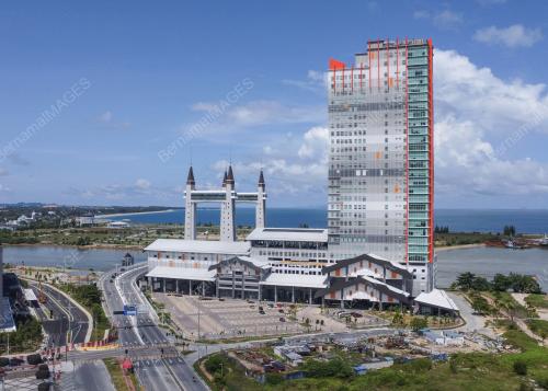 MENARA MBKT