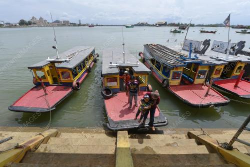 BOT PENAMBANG SEBERANG TAKIR