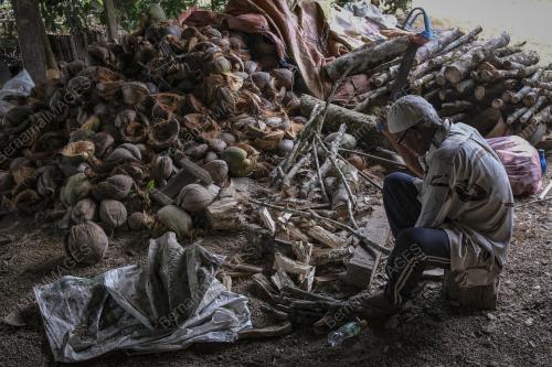 KEENAKAN ROTI SEKAYA DAPUR KAYU