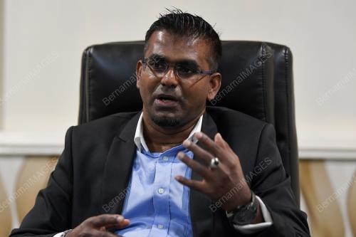 DR RAIS ABDULLAH