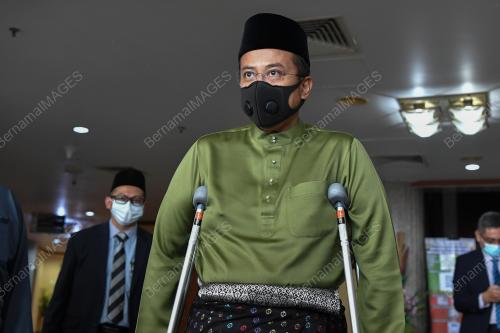 DATUK SERI DR AHMAD SAMSURI MOKHTAR
