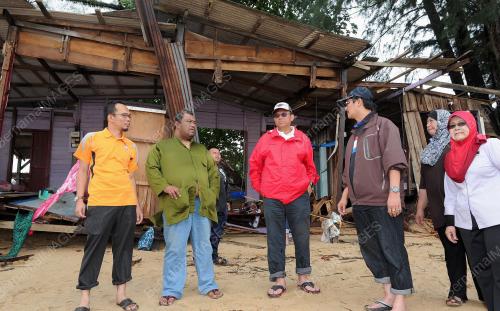 TR04_23122014_SHABERY_ROBOH