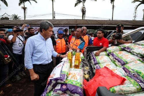 DATUK SERI MOHAMAD HASAN