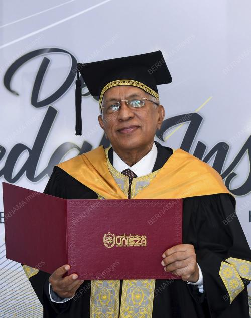 KONVOKESYEN UNISZA