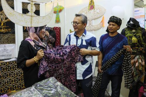 DATUK RAZALI IDRIS
