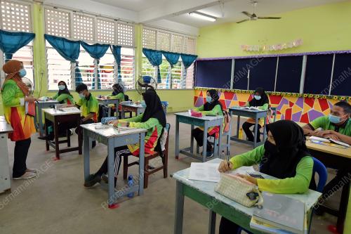 TERENGGANU: SESI PERSEKOLAHAN BERMULA HARI INI