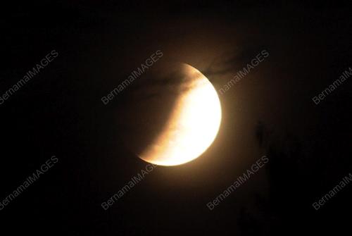 GERHANA BULAN