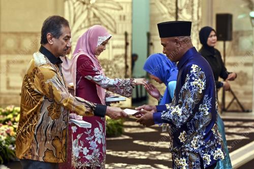 SULTAN MIZAN ZAINAL ABIDIN
