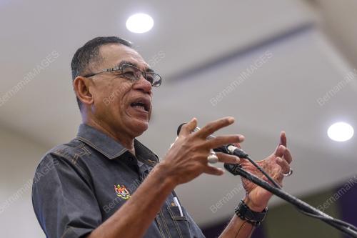 DATUK ROSOL WAHID