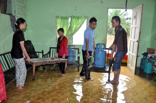 TR04_26122016_BANJIR