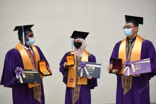 KONVOKESYEN UMT KE-18