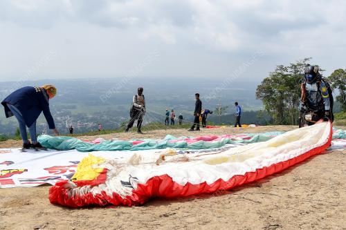 TR04_28062019_PARAGLIDING_BN201906232930
