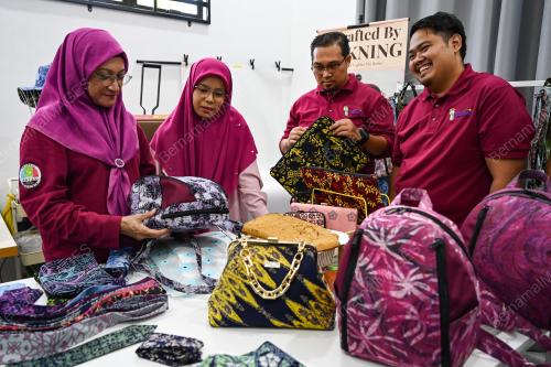 JEJAK INOVASI SOSIAL