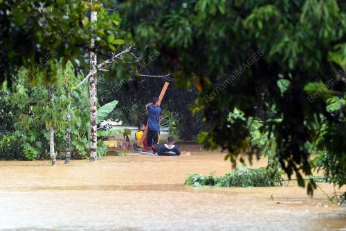 TR04_28112017_HULU_BANJIR_BN201711272662