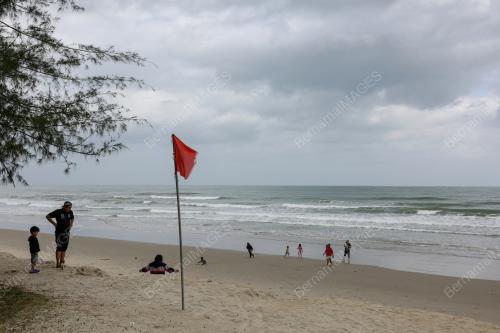 MONSUN TIMUR LAUT